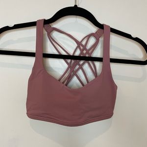 Lululemon Free to Be Bra Size 4